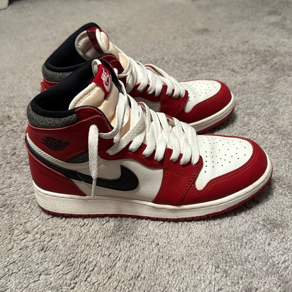 Air Jordan 1 High - Lost & Found
